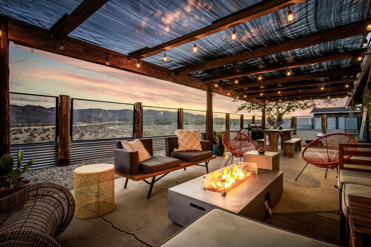 Sapphire Haven + Casita! Pool + Spa + Movie Theatre + 10 Min To Monument! Joshua Tree Exterior photo